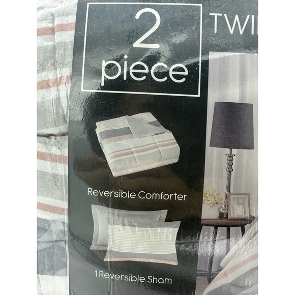 Pem America, Grace 2-Pc. Reversible Stripe Twin Comforter Set MSRP $80.00 - Picture 4 of 8